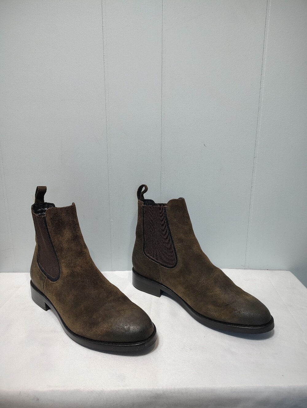 Thursday Boot Company Chelsea Boot Dark Olive Size 7.5